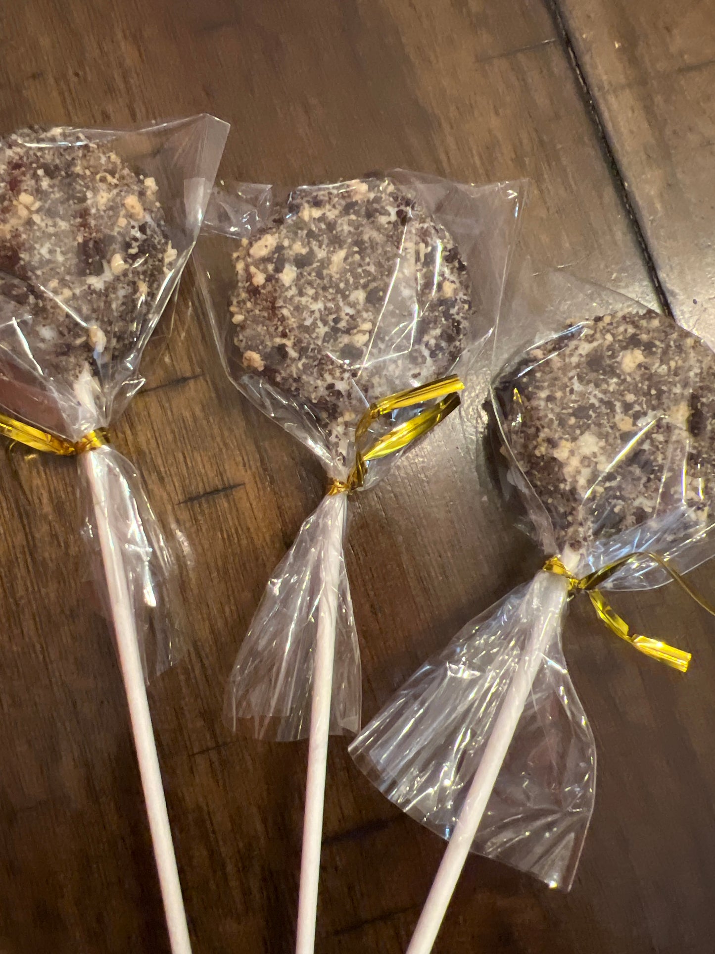 Chocolate Sundae Crunch Cake Pops